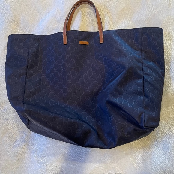 Gucci Other - Gucci Beach Bag (Navy blue nylon)
